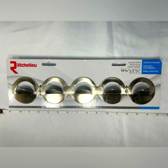 Richelieu Contemporary Silver Hook Rack - Picture 5 of 5